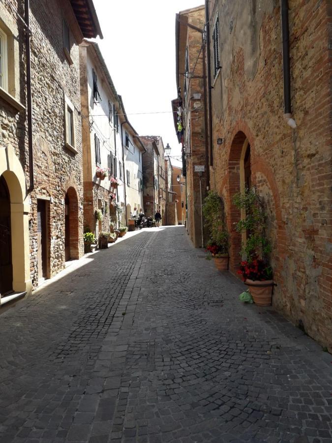 Dinas House Tuscany Holidays Terricciola Exterior foto